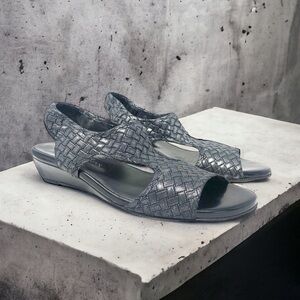 Stuart Weitzman Pewter Metallic Sandals US 9.5